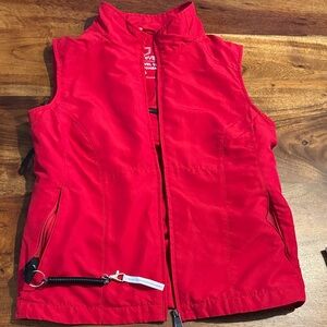Scottevest Bold Red Vest for Travel